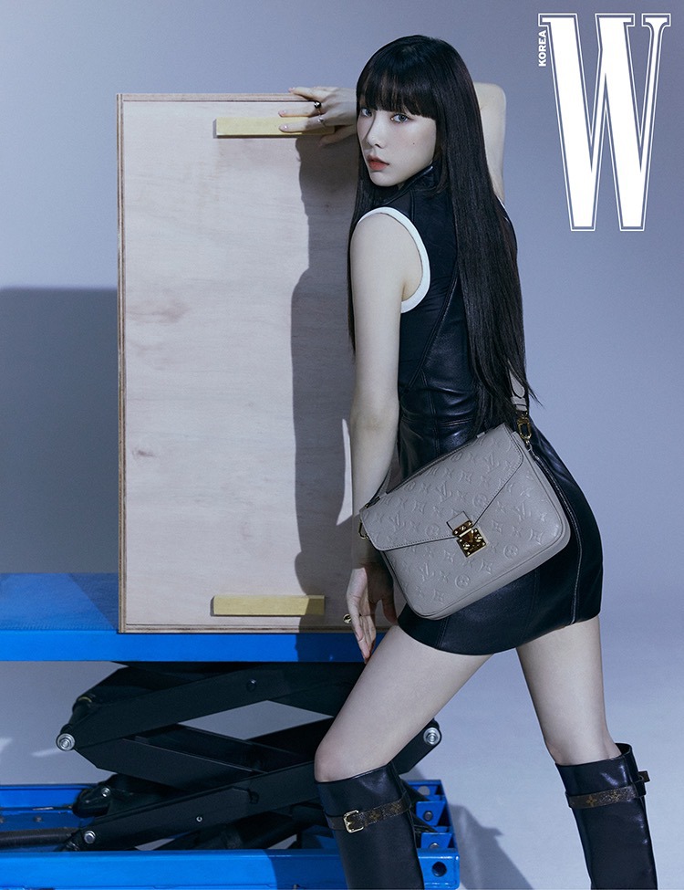 99C55C415F6137F90AE98B