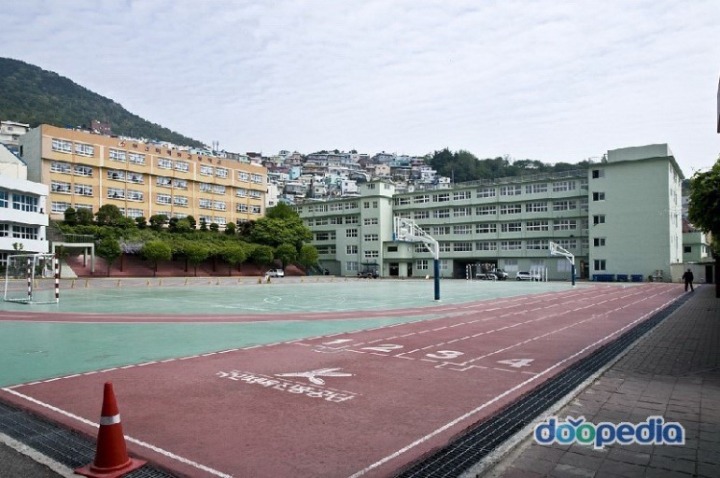 부산에서 중고대를 막론하고 모든 학생들의 부러움을 산다는 학교들 | 인스티즈