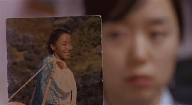 가출한 아빠 찾으러 왔는데 나랑 똑같이 생긴 여자가 있어요......jpgif | 인스티즈