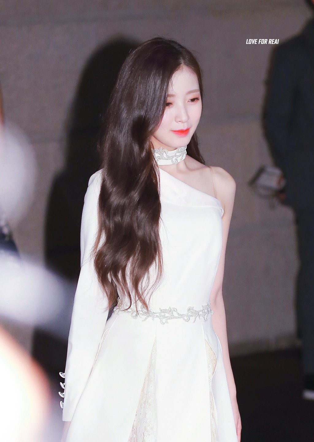 최예원 a.k.a 오마이걸 아린.jpgif | 인스티즈