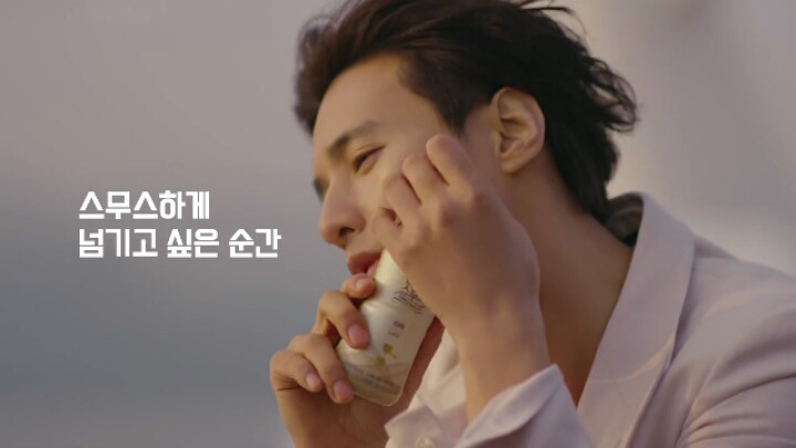 무려 8년만에 연기하는 원빈 | 인스티즈