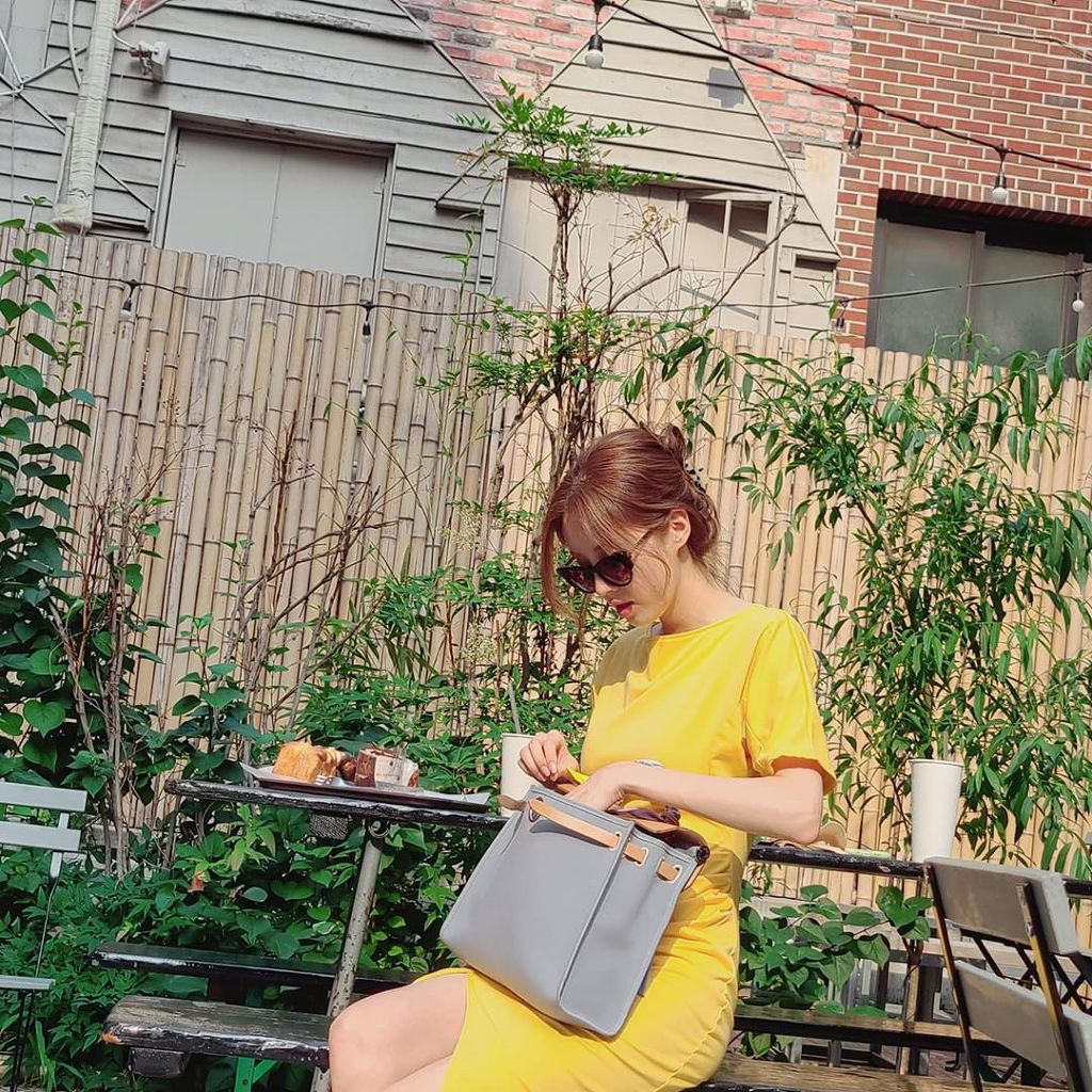 99DB2D425EEE26C80FD818