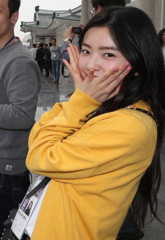 평양냉면먹는 레드벨벳 아이린.jpeg | 인스티즈