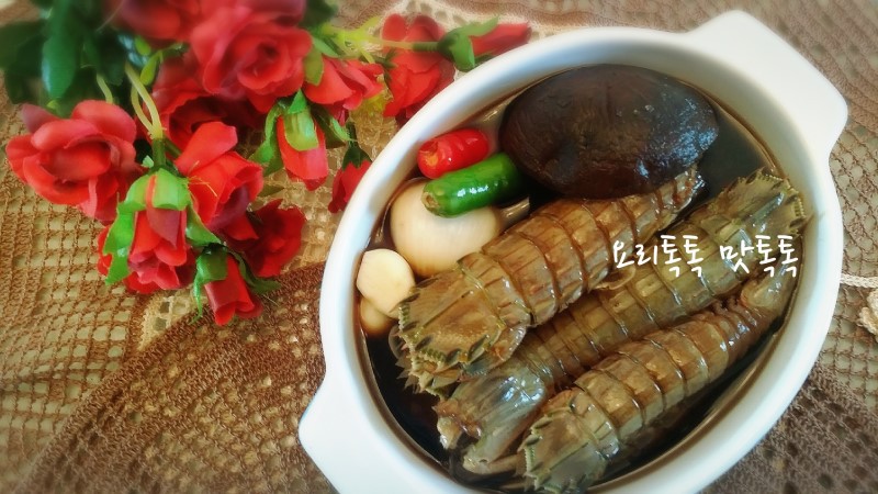 먹어본 사람만 안다는 진정한 밥비리경찰 | 인스티즈