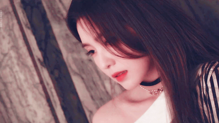 특유의 분위기를 갖고 있는 아이린.jpgif | 인스티즈