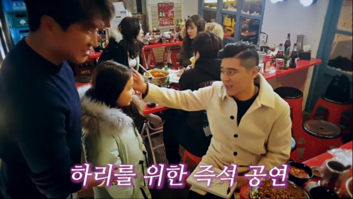 한 가수가 팬을 확인하는 방법.jpg | 인스티즈