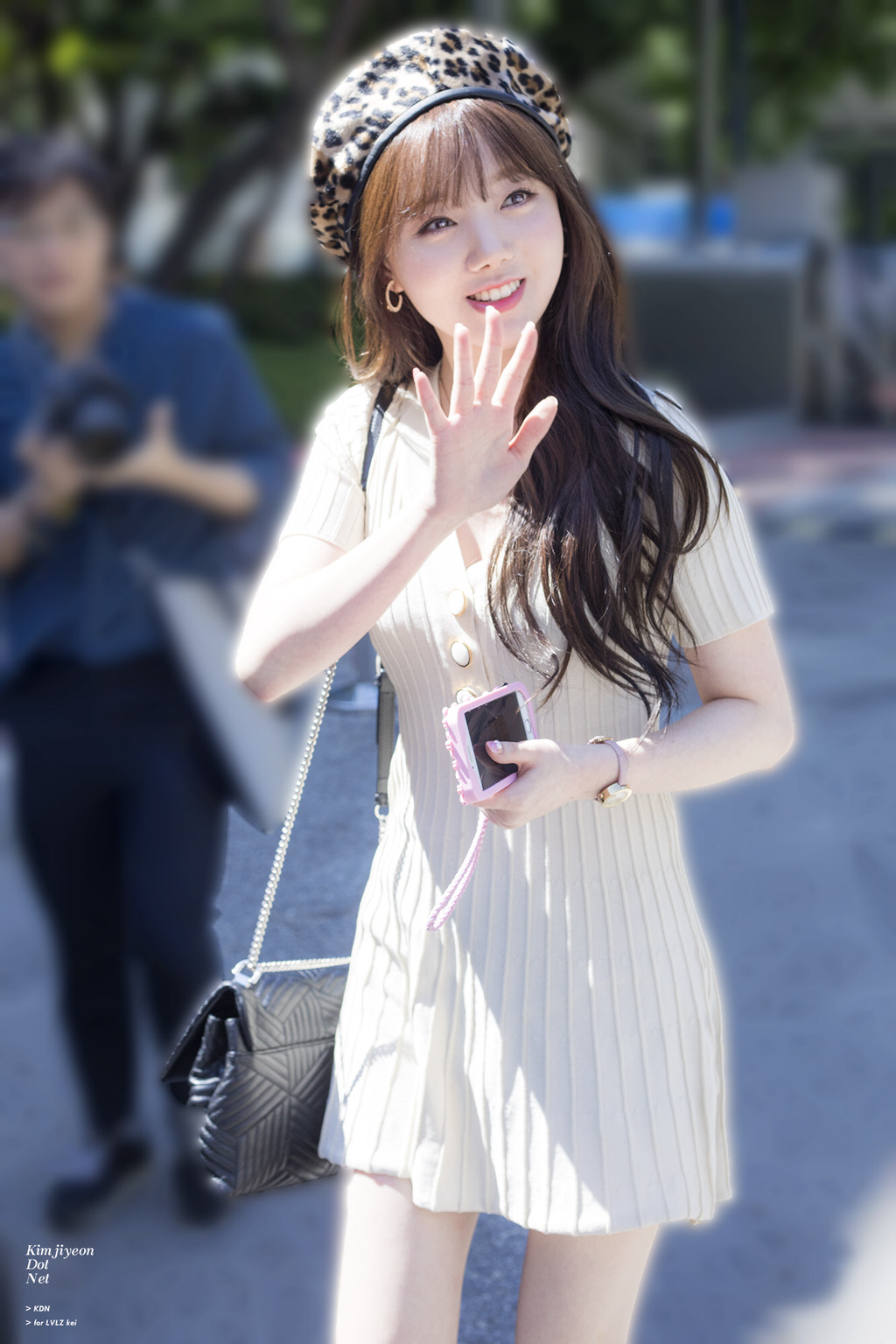 [러블리즈] 비가 처량하게 내려서 케이 | 인스티즈